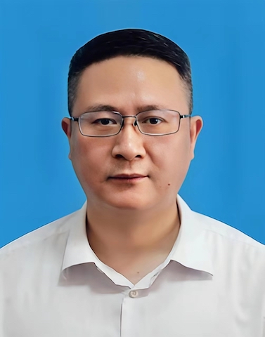 領(lǐng)導(dǎo)照片.jpg
